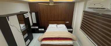 RELAX ROOMS