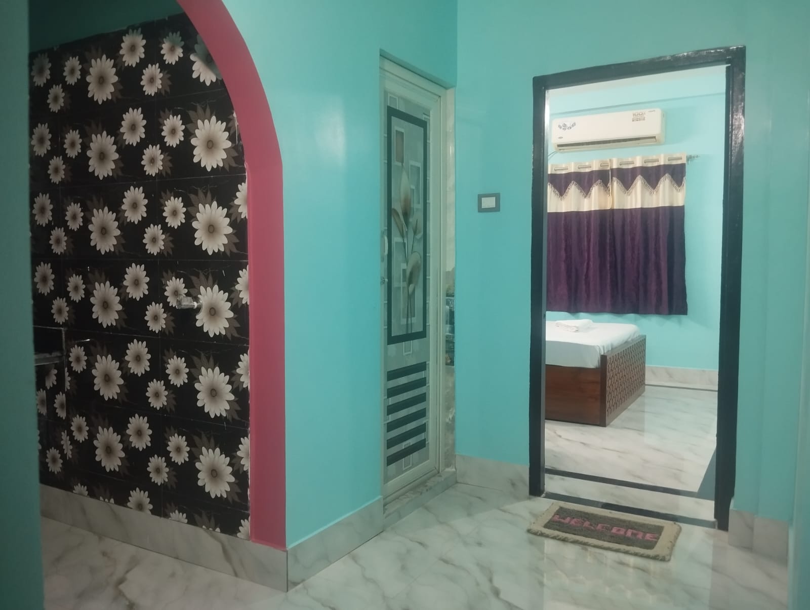 Hansaraj Guest House