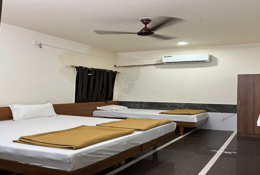 Hotel Mahalaxmi