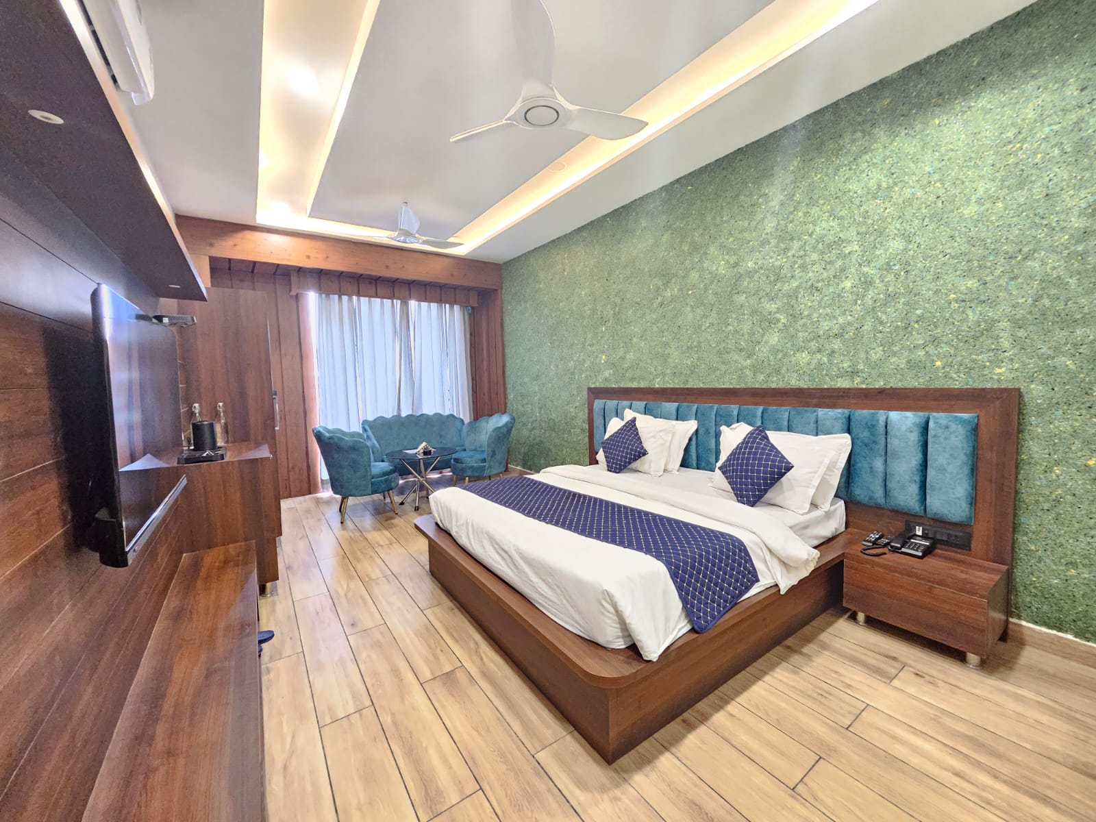 Hotel Lucky Inn