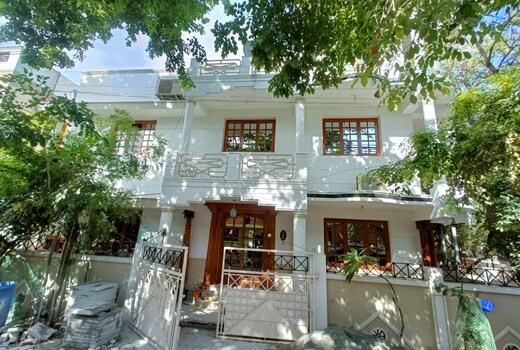 Thuyil Home Stay