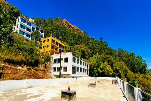 Mountain Top Homestay | Rooms & Meals