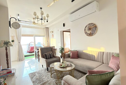 Beige Zenith 2BHK Apt 32nd floor Pool