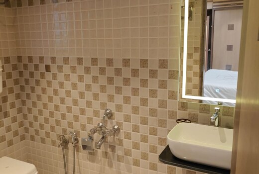 Professionally Managed 3BHK on Balewadi High Street