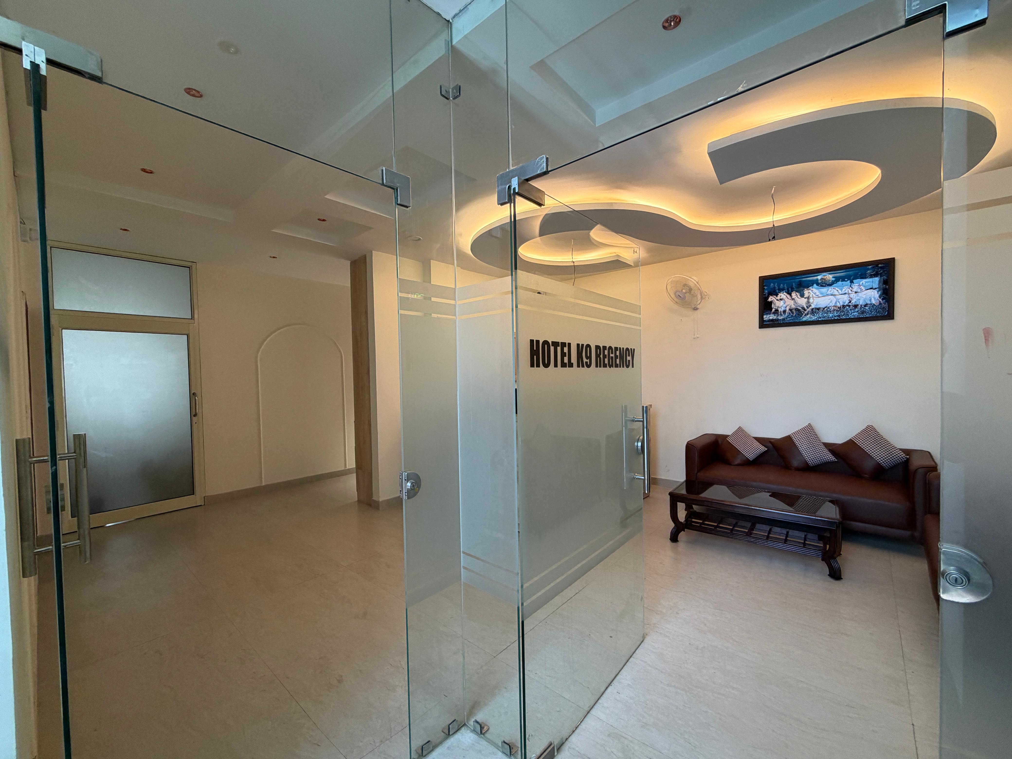Hotel K9 Regency