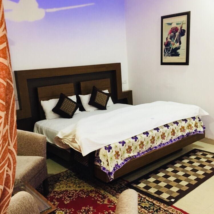 Hotel Laj