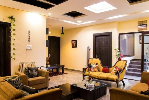 iSTAY LushGreen Villa