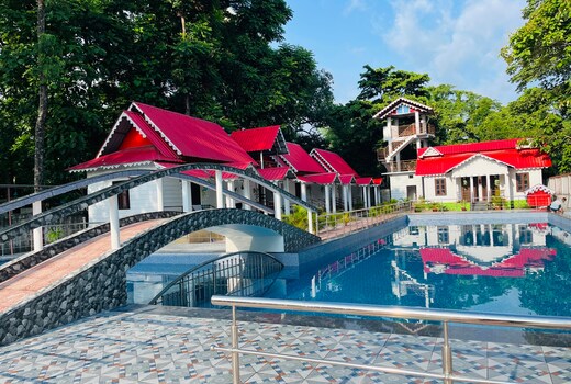 Day Night Resort & Restaurant