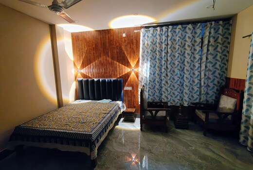 Cozy 1BHK Oasis