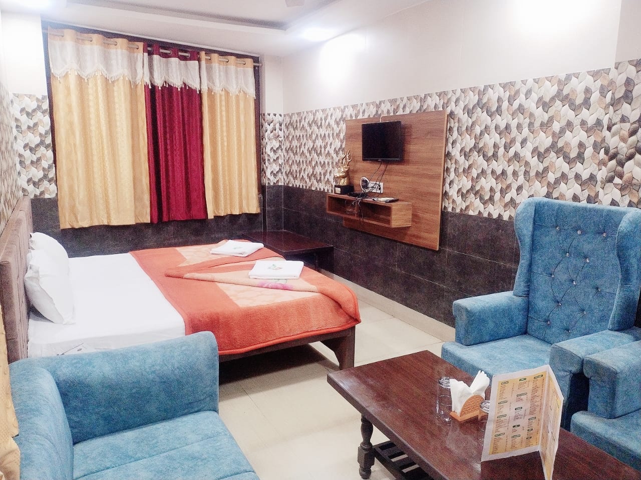 Hotel Vishal Palace & Restaurant