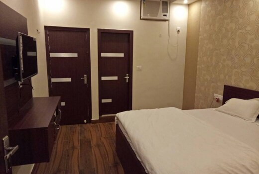 Hotel Sahi Palace