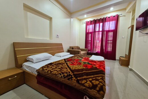BHADERWAH HERITAGE HOTEL