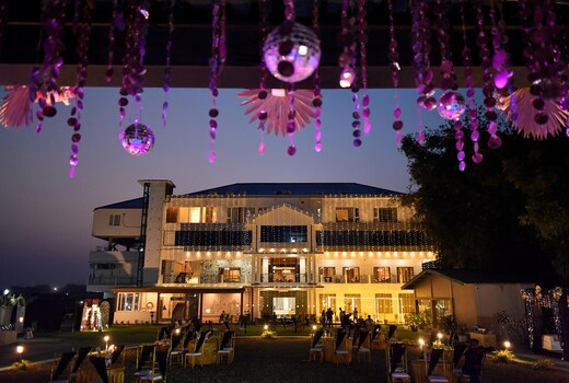 Opulence Resort