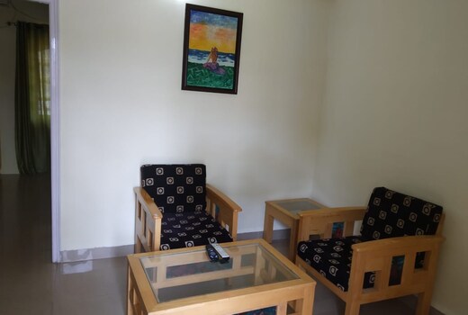 Airconditioned 1bhk apt for 4 adults in Candolim