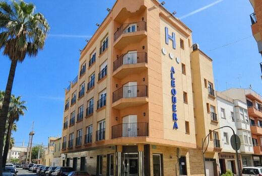 Albohera Playa hotel by Belvilla Resorts