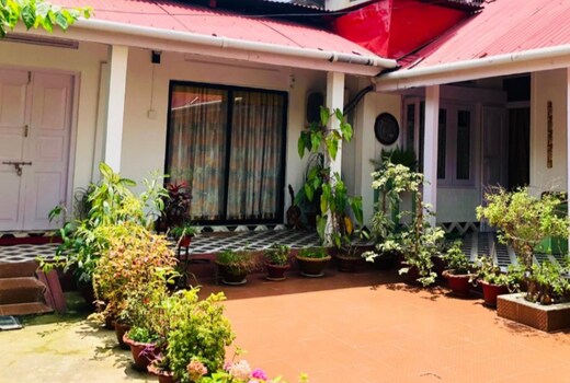 The Bhowmick Bungalow