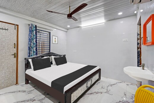 Hotel O S V RESIDENCY