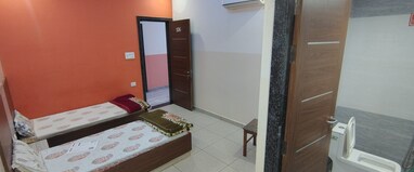 Hiramani Hotel & Restaurant
