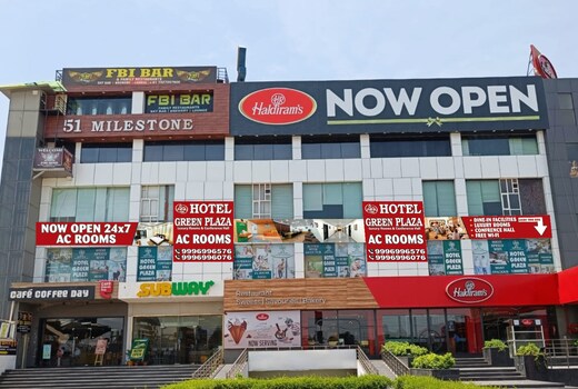 HOTEL GREEN PLAZA