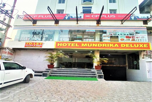 Hotel Mundrika Delux