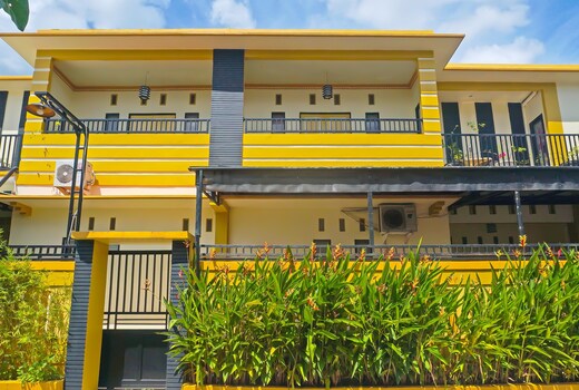 Hotel O Azeela Kost Syariah