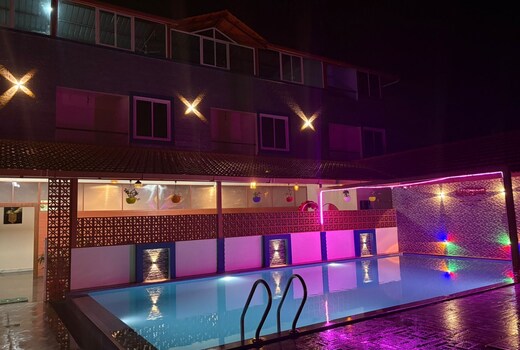 Redmoon Homestay