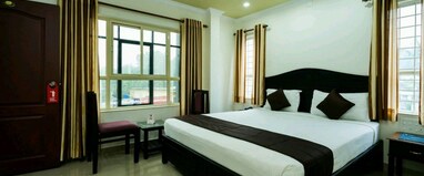 Hotel Sandal Breeze