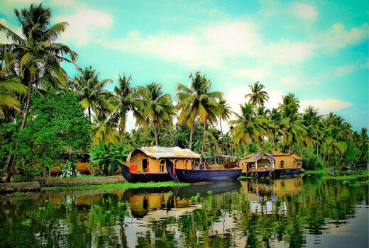 Krishna Houseboat