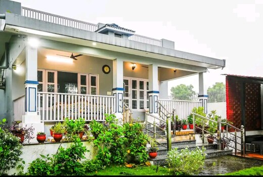Vann Villa