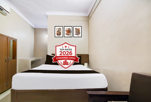 Super Collection O NIT More Adityapur Formerly Hotel Subheksha