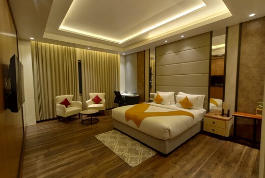 The White IBIS A Boutique Hotel