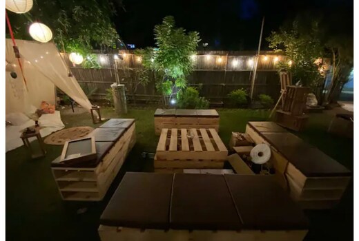 Loft by the Garden Studio