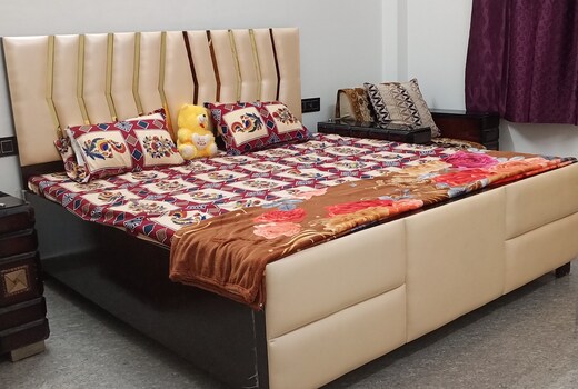 Raghuraj Home Stay