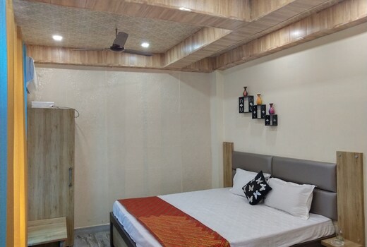 Om shanthi guest house