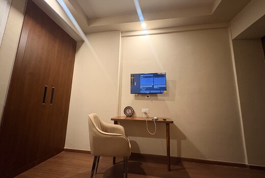 The Urban Nest| cozy elegant stay
