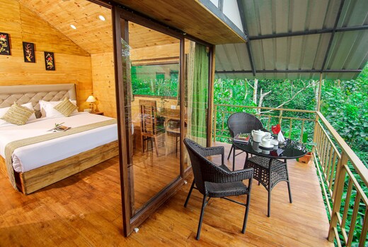 Spice Villa | Treehouse and Rooms