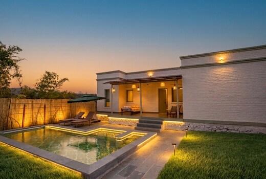 Kadamb Bagh-A Luxury Nature Resort Sariska