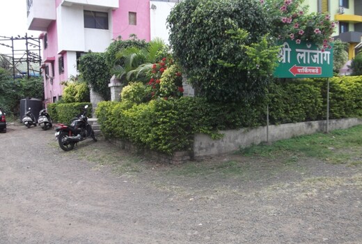 Samruddhi and Shri Inn