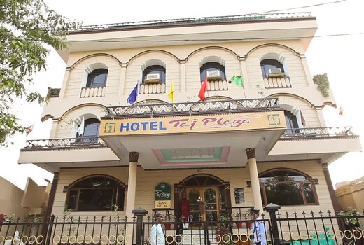 Hotel Taj Plaza