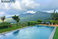 Stay Leisurely Glass and Clay Retreat, Pawna Lake