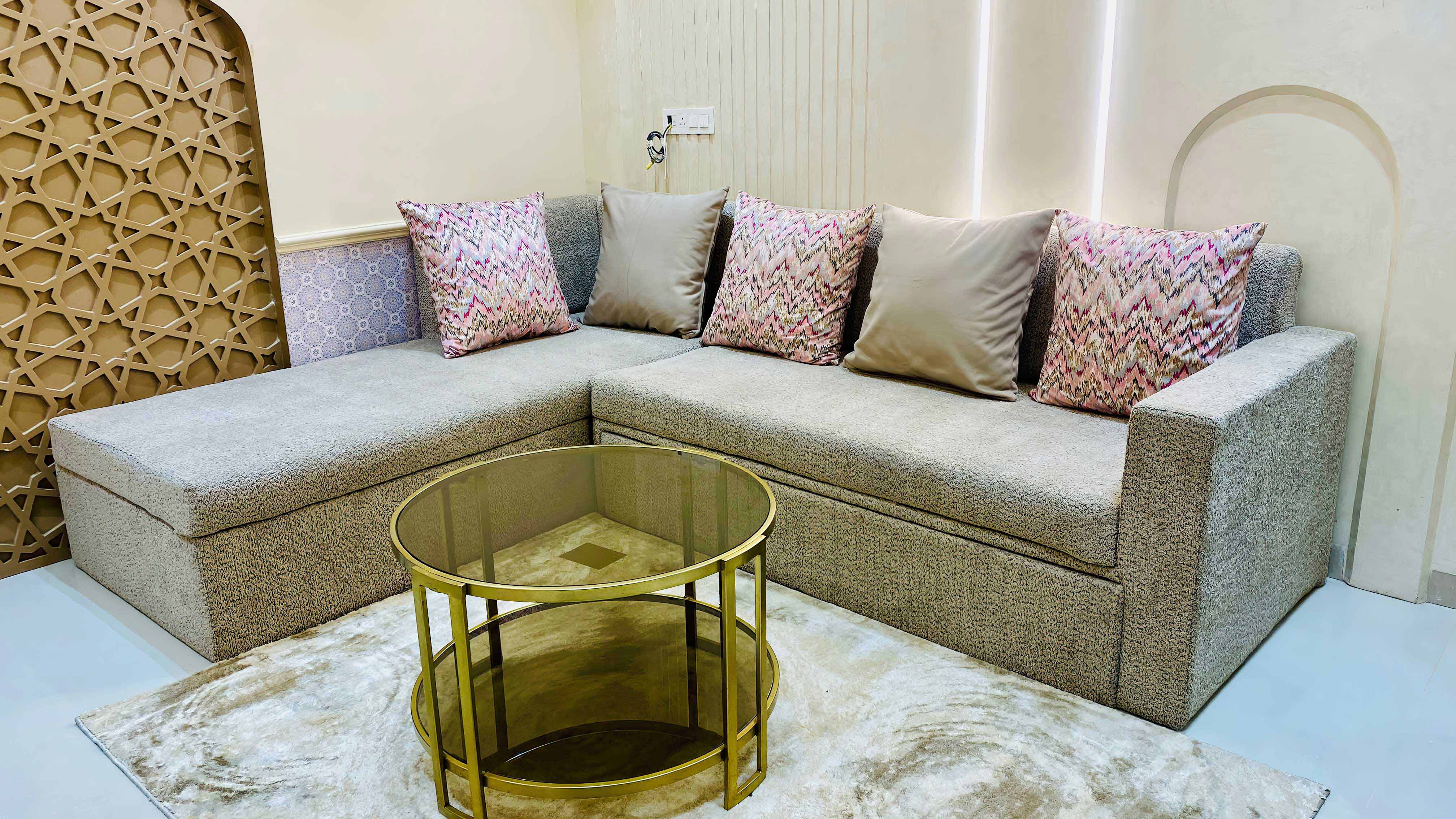 Staymoodyy Arabic Themed Family Suite 1 BHK - Tap to explore photos