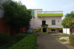 Hotel Keshav Guest House