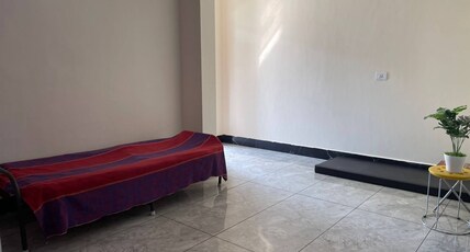 Luxurious One BHK Flat for rent Free parking Room Type - Bedroom 1