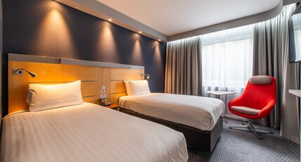 Holiday Inn Express Ramsgate  Room Type - 2 Single Standard with Free Hot Breakfast