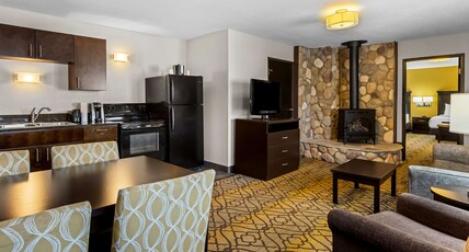 Best Western of Harbor Springs Room Type - Suite-1 King Bed, Non-Smoking, Sofabed, Kitchen, Fireplace, Two Bathrooms, Continental Breakfast Best Western of Harbor Springs Room Type - Suite-1 King Bed, Non-Smoking, Sofabed, Kitchen, Fireplace, Two Bathrooms, Continental Breakfast