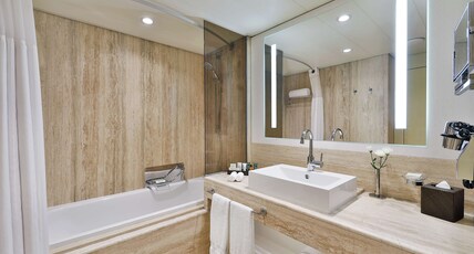 Transcorp Hilton Abuja Room Type - KING DELUXE ROOM