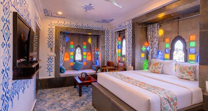 Storica Stays - Panorama Haveli Room Type - Superior Heritage Lake View