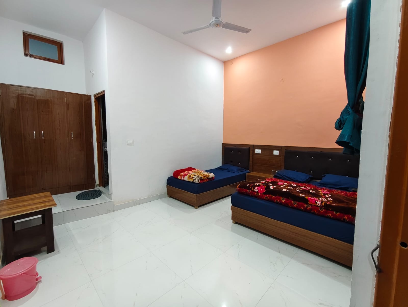 HOTEL Moon rise - Tap to explore photos