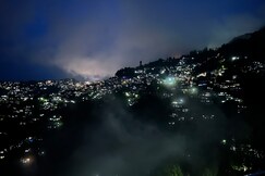 Mukhia's Homestay and Restaurant.