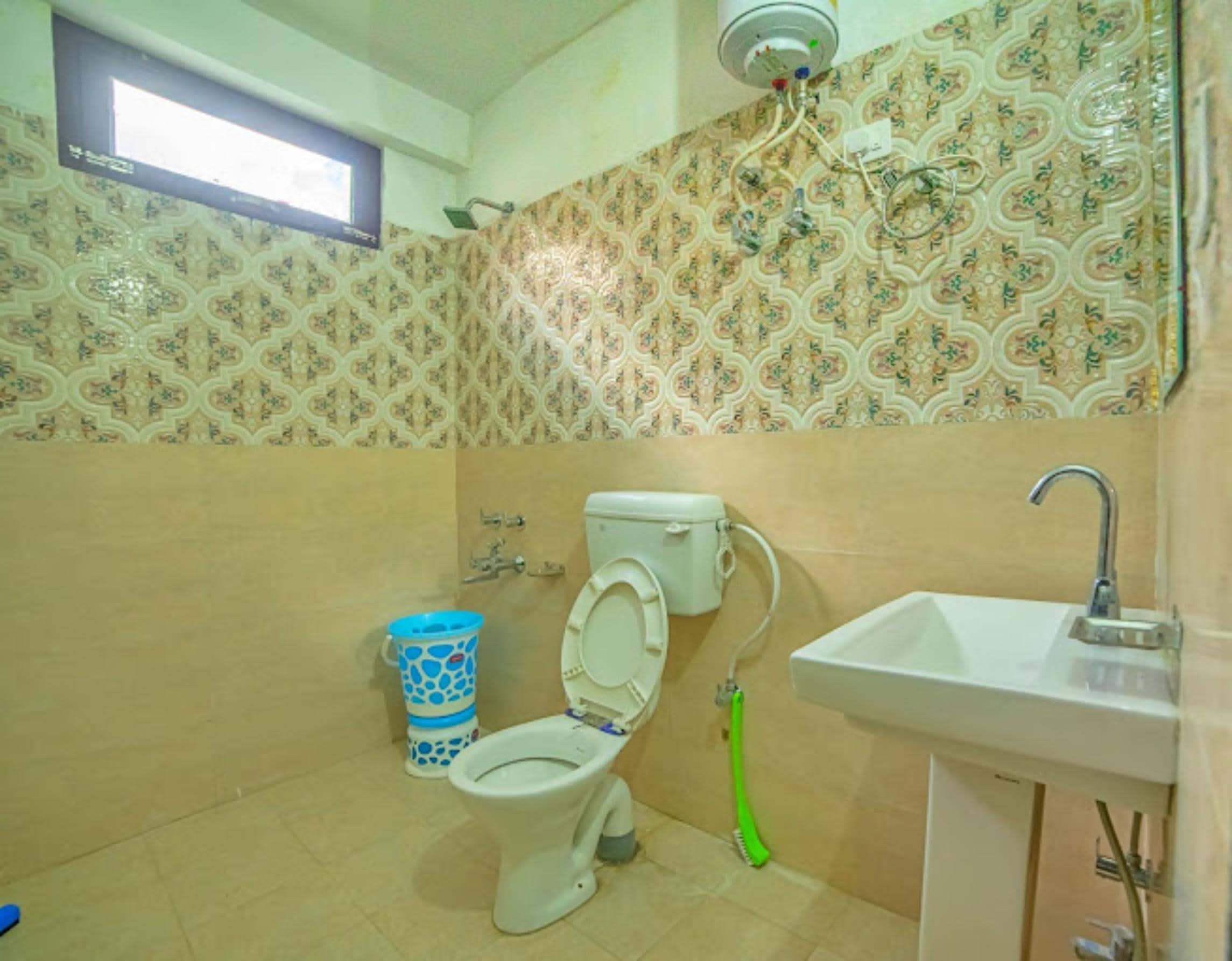 The Tabo Paradise - Tap to explore photos